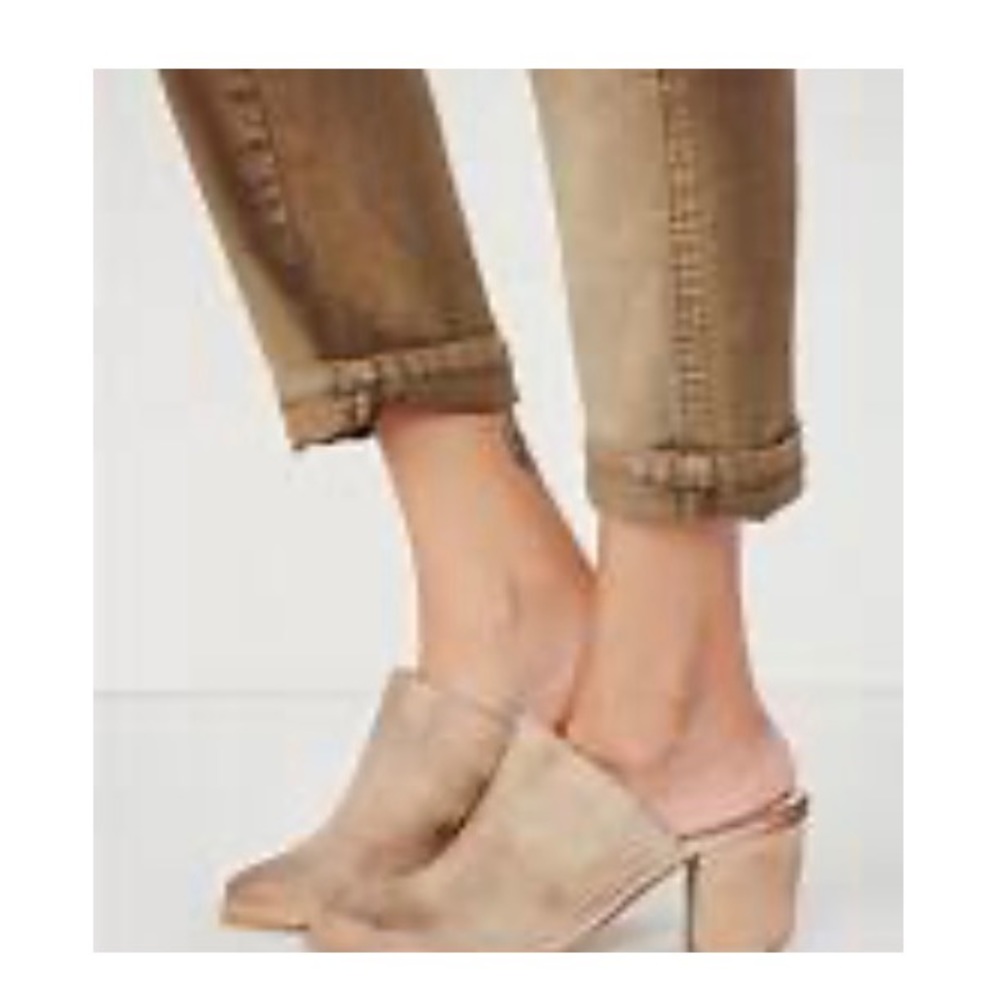 Free People Malvin Boot distressed tan suede size 38 worn once